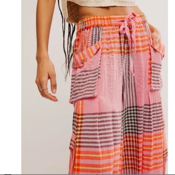 Free People Crafted Cargo Pants in Pink Combo sz xs, sm NWT - Picture 5 of 9